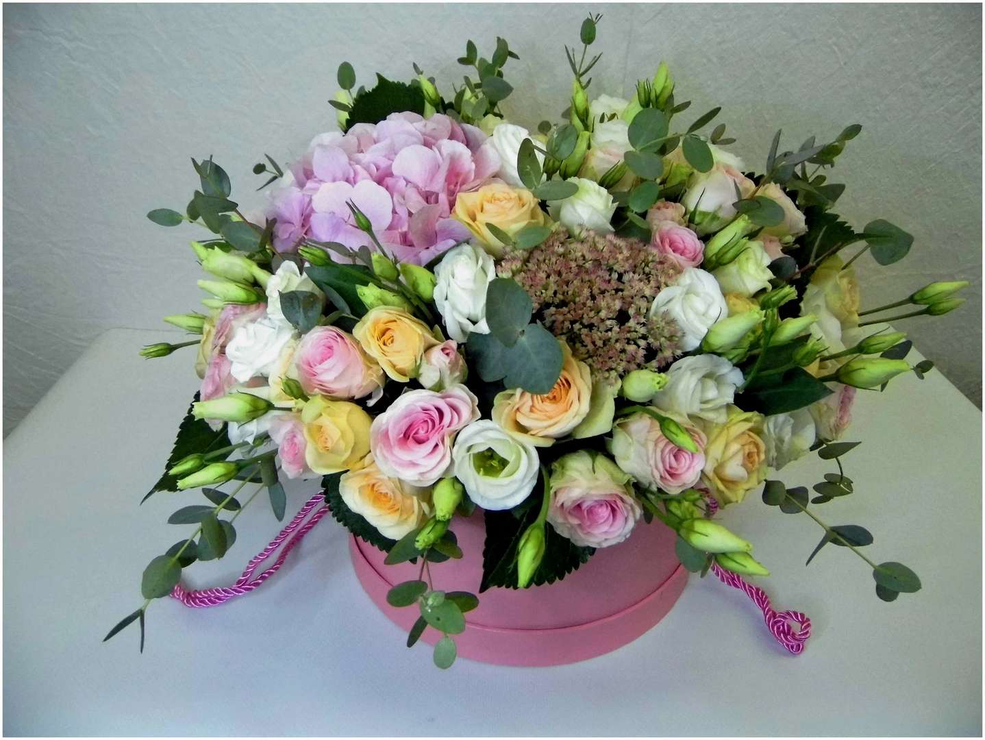Цветы в коробке купить